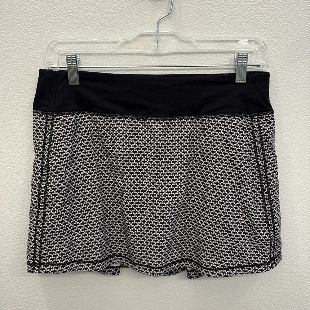 Lululemon Black White Ditsy Print Skirt Skort Classic Tennis Golf Size 6 Tall